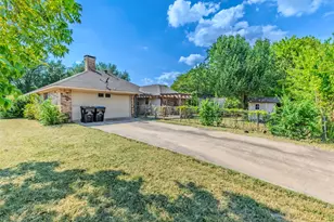 10505 Oak Creek Dr, Greenville, TX 75402 - Photo 32