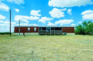 131 Clover Ct, Hubbard, TX 76648 - Photo 1