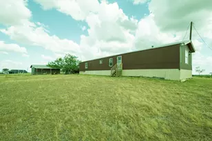 131 Clover Ct, Hubbard, TX 76648 - Photo 4