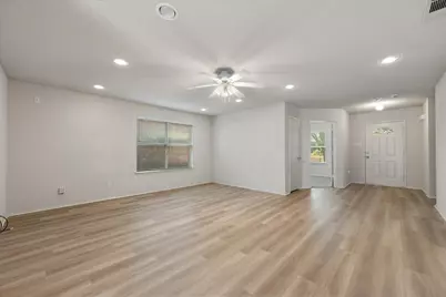 9917 Blue Bell Drive, Fort Worth, TX 76108 - Photo 8