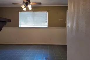 813 Waikiki Dr, Garland, TX 75043 - Photo 8