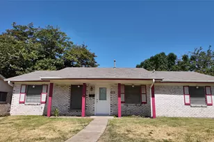 813 Waikiki Dr, Garland, TX 75043 - Photo 1