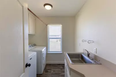 3904 Santa Cruz Street, Granbury, TX 76049 - Photo 16