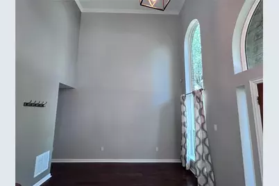 2634 Lakeforest Court, Dallas, TX 75214 - Photo 6