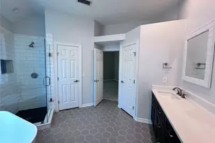 2634 Lakeforest Ct, Dallas, TX 75214 - Photo 32