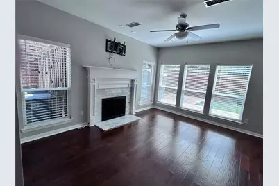 2634 Lakeforest Court, Dallas, TX 75214 - Photo 8