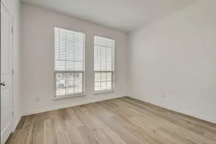 3101 Paruament Dr, Denton, TX 76207 - Photo 6