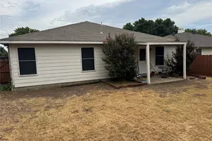 2720 Cedar Crest Dr, Little Elm, TX 75068 - Photo 12
