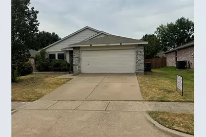 2720 Cedar Crest Drive, Little Elm, TX 75068 - Photo 2