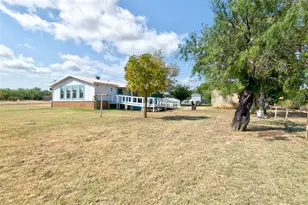 508 W 17th St, Cisco, TX 76437 - Photo 26