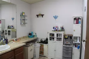 508 W 17th St, Cisco, TX 76437 - Photo 12