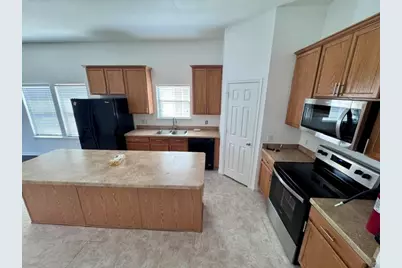 1613 Castle Creek Drive, Little Elm, TX 75068 - Photo 6