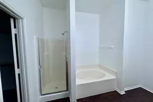 1613 Castle Creek Dr, Little Elm, TX 75068 - Photo 2