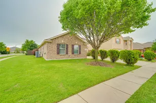 2035 Matagorda Ln, Grand Prairie, TX 75052 - Photo 2