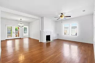 3326 Burlingdell Ave, Dallas, TX 75211 - Photo 4