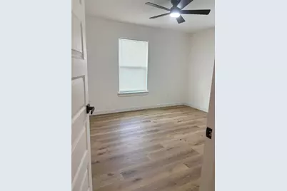 [Address not provided], Fort Worth, TX 76112 - Photo 18