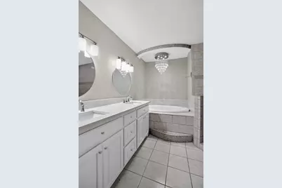 2606 Encina #2, Irving, TX 75038 - Photo 26