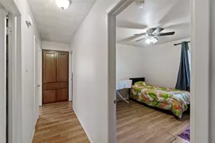 2801 Laramie St, Irving, TX 75062 - Photo 24