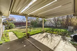 2801 Laramie St, Irving, TX 75062 - Photo 26