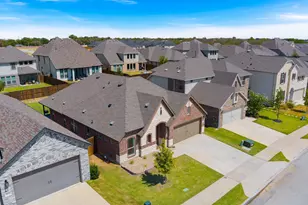 1025 Rosebay Dr, Justin, TX 76247 - Photo 36