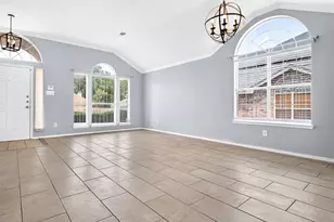 1022 Pondview Dr, Cedar Hill, TX 75104 - Photo 2