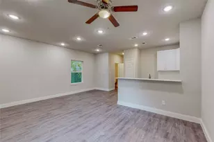 618 W Sears St, Denison, TX 75020 - Photo 6