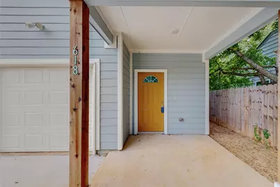 618 W Sears Street, Denison, TX 75020 - Photo 4