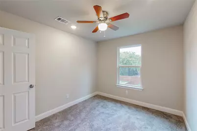 618 W Sears Street, Denison, TX 75020 - Photo 20