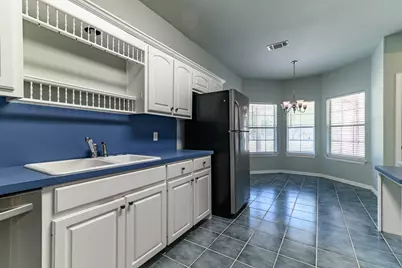 9009 Ravenswood Road, Granbury, TX 76049 - Photo 8
