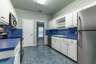 9009 Ravenswood Rd, Granbury, TX 76049 - Photo 6