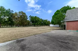 9009 Ravenswood Rd, Granbury, TX 76049 - Photo 22