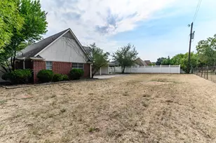 9009 Ravenswood Rd, Granbury, TX 76049 - Photo 24