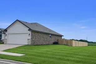 395 Frederick Dr, Robinson, TX 76706 - Photo 2