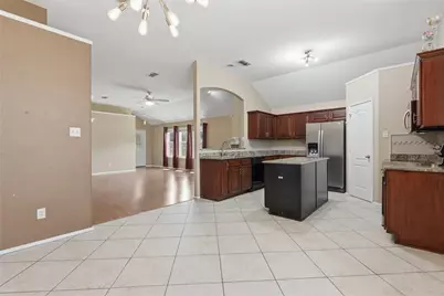 1104 Deedee Creek Drive, Euless, TX 76040 - Photo 10