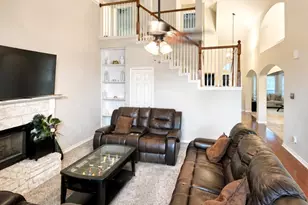 1504 Mountain Laurel Ln, DeSoto, TX 75115 - Photo 4