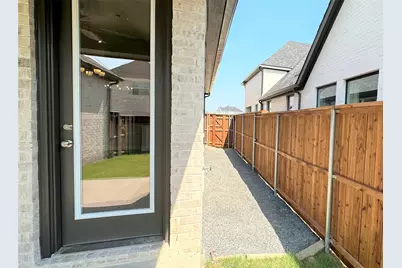 15621 Fringe Tree Road, Frisco, TX 75035 - Photo 16