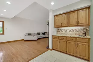 15735 Covewood Cir, Dallas, TX 75248 - Photo 8