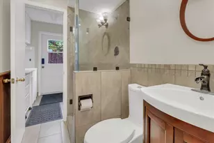 15735 Covewood Cir, Dallas, TX 75248 - Photo 16