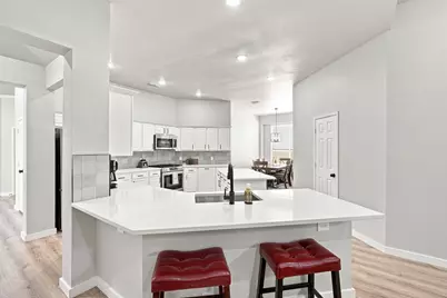 711 Coal Creek Drive, Mansfield, TX 76063 - Photo 10