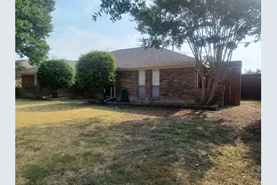 13114 Halwin Circle, Dallas, TX 75243 - Photo 2