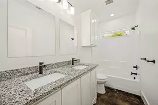 722 E Woodard St, Denison, TX 75021 - Photo 12