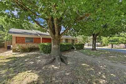 1214 Glasgow Drive, Sherman, TX 75092 - Photo 4