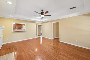 702 Azalea Trail, Waxahachie, TX 75165 - Photo 4