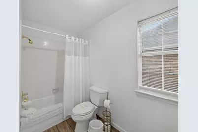 2116 Cannes Drive, Carrollton, TX 75006 - Photo 24