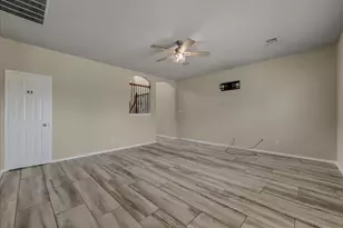 5701 Parkview Hills Ln, Fort Worth, TX 76179 - Photo 14