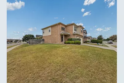 5701 Parkview Hills Lane, Fort Worth, TX 76179 - Photo 2