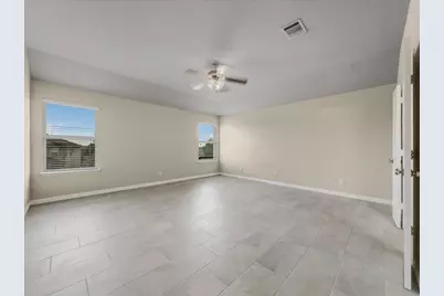 5701 Parkview Hills Lane, Fort Worth, TX 76179 - Photo 10