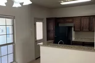 2360 Calendar Ct, Grand Prairie, TX 75050 - Photo 4