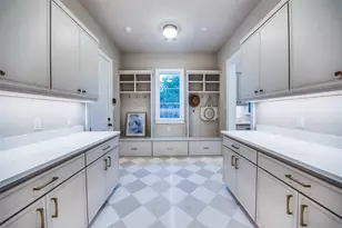 3935 Hawick Ln, Dallas, TX 75220 - Photo 10