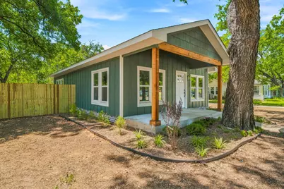 910 3rd Street, Graham, TX 76450 - Photo 20